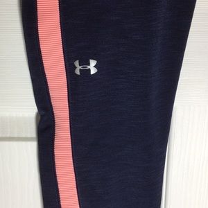 Under armor leggings size large